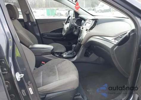 2014 Hyundai Santa Fe Sport 2.4L from USA, damaged, VIN 5XYZT3LB7EG189552